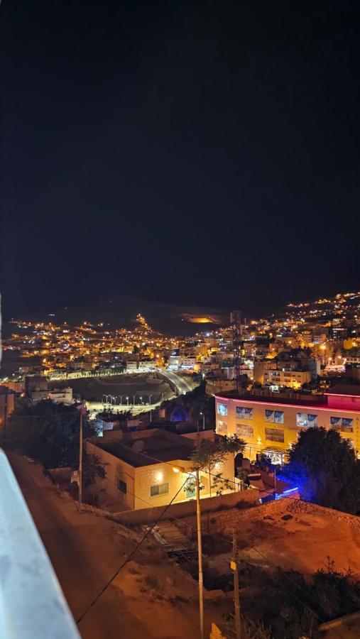 ホテル Petra Peace Town ワディ・ムーサ エクステリア 写真
